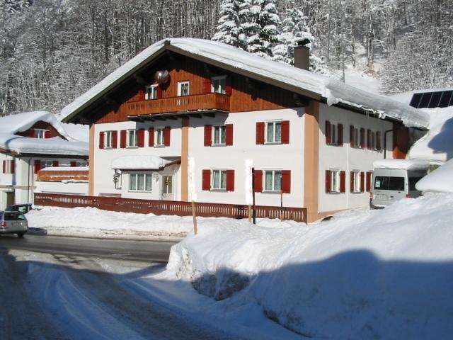 Haus Jochum Bed & Breakfast Langen am Arlberg Exterior photo